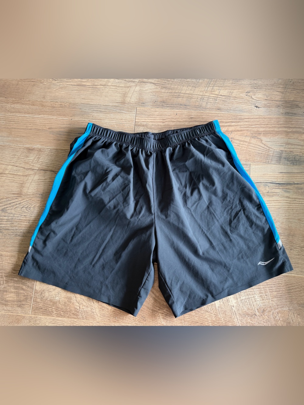 Men’s Saucony Black lined Athletic Shorts